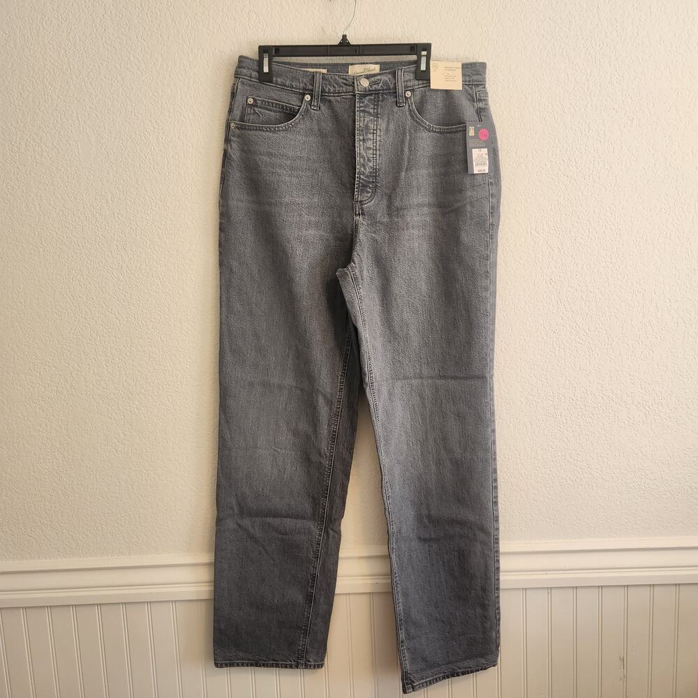 Universal Threads Women's Size 14 Long High Rise Straight Leg Jeans NWT